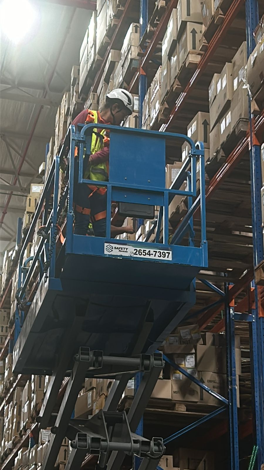 limpeza de estrutura porta pallets