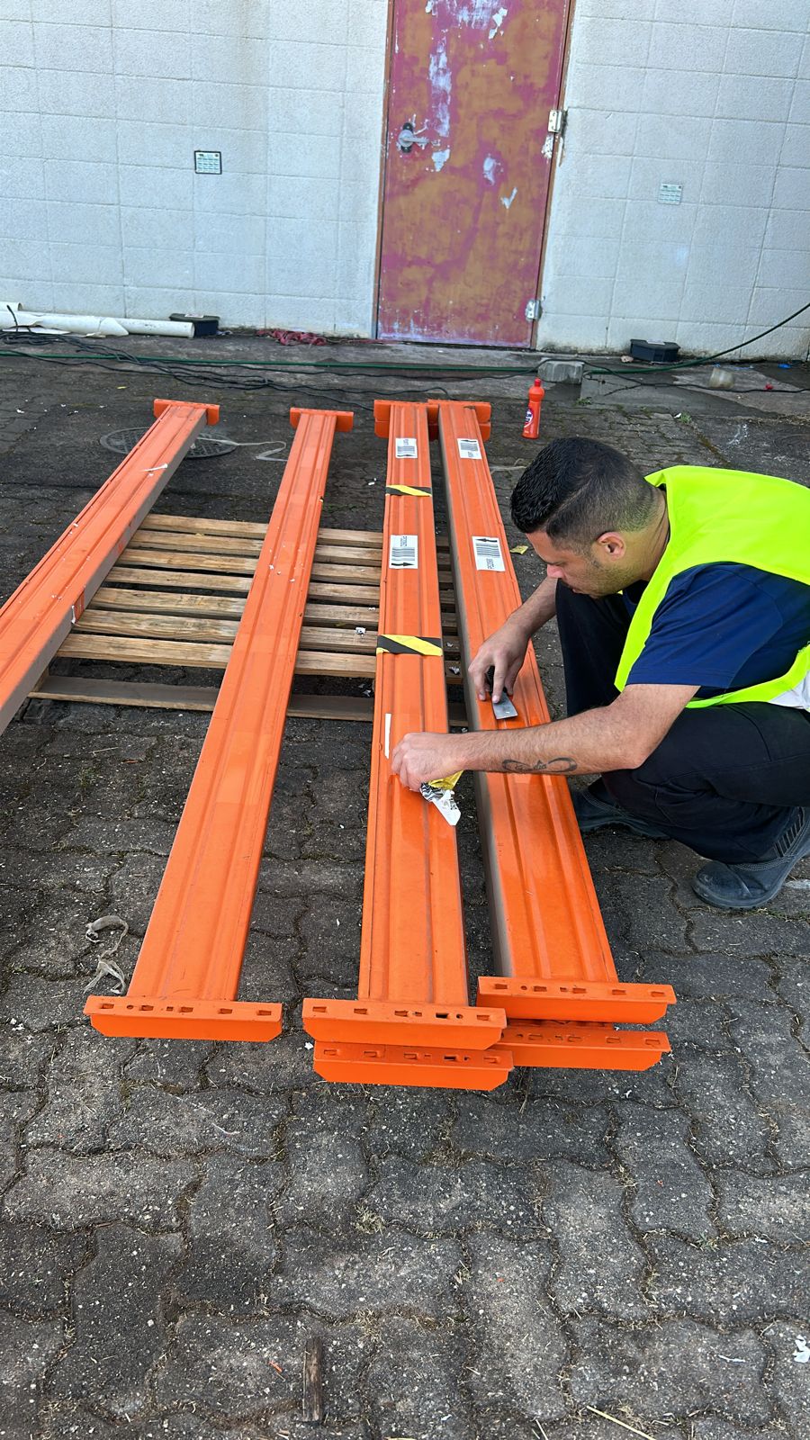 limpeza de porta pallets
